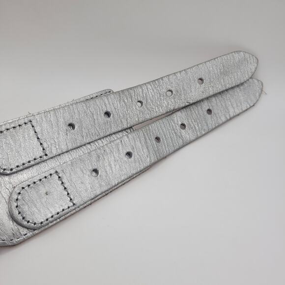 Linea Pelle Belt Small Silver Metallic Leather Waist Double Buckle Cutout Boho main image 5